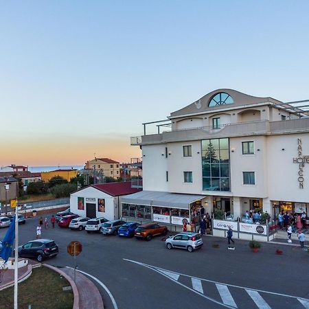 Hotel Napoleon Torre Melissa Buitenkant foto
