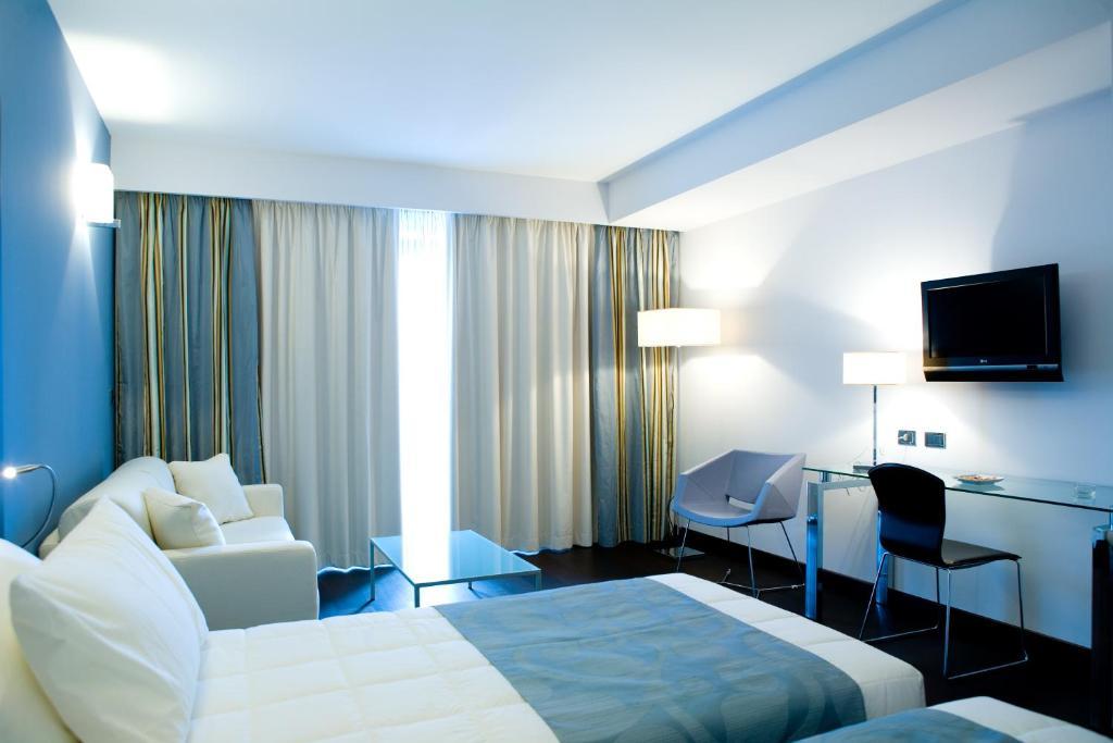Hotel Napoleon Torre Melissa Kamer foto