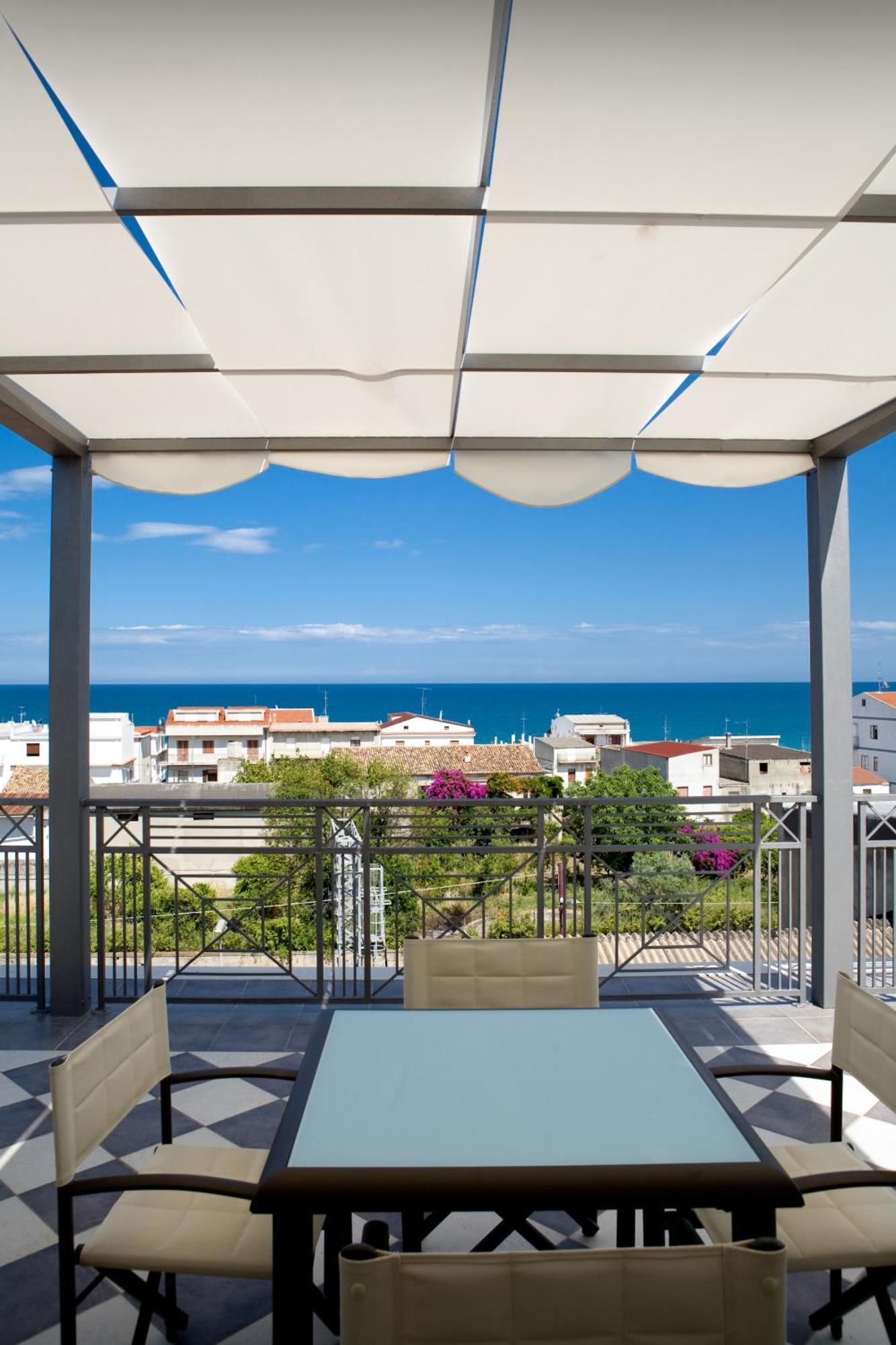 Hotel Napoleon Torre Melissa Buitenkant foto