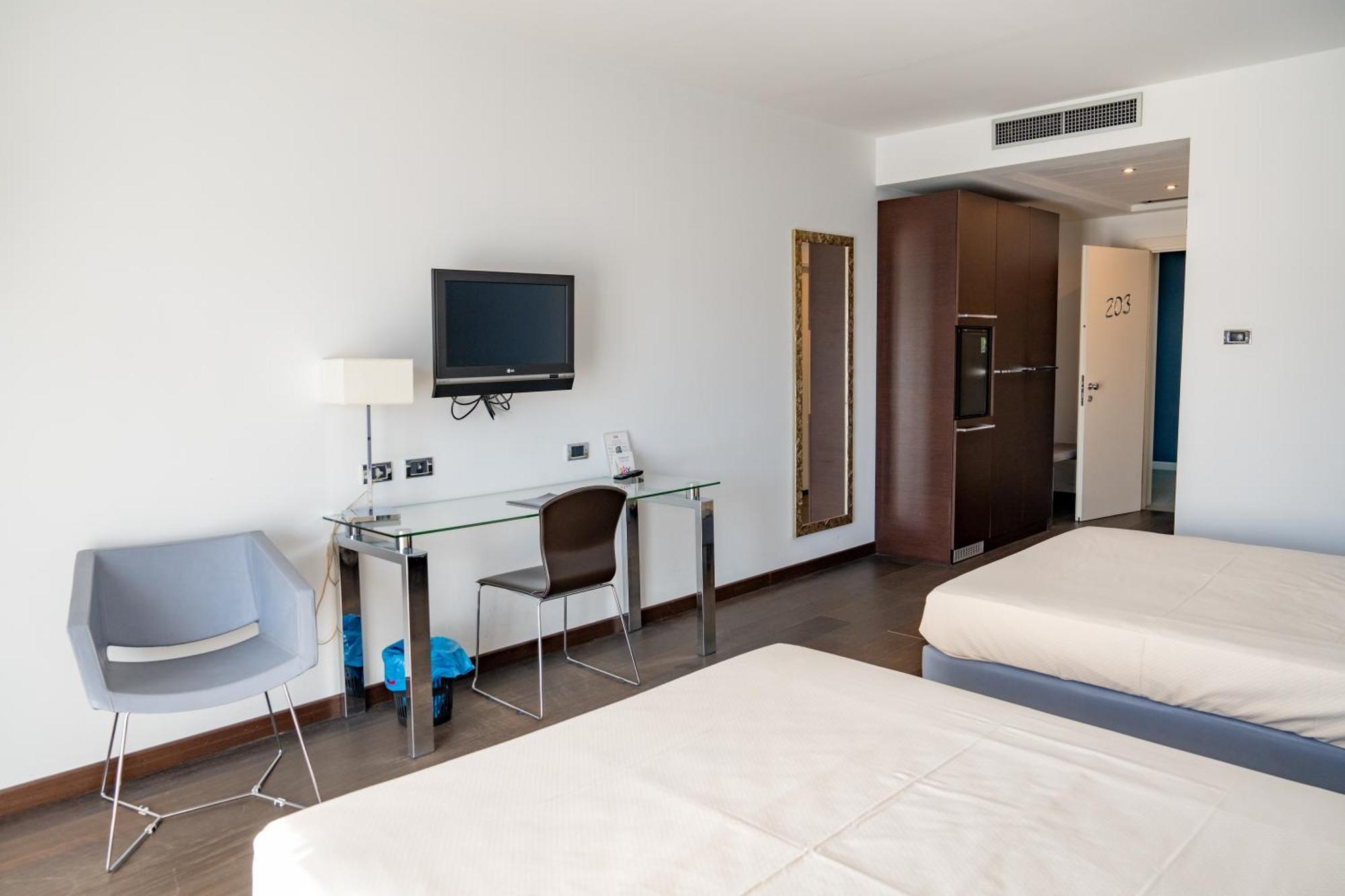 Hotel Napoleon Torre Melissa Buitenkant foto