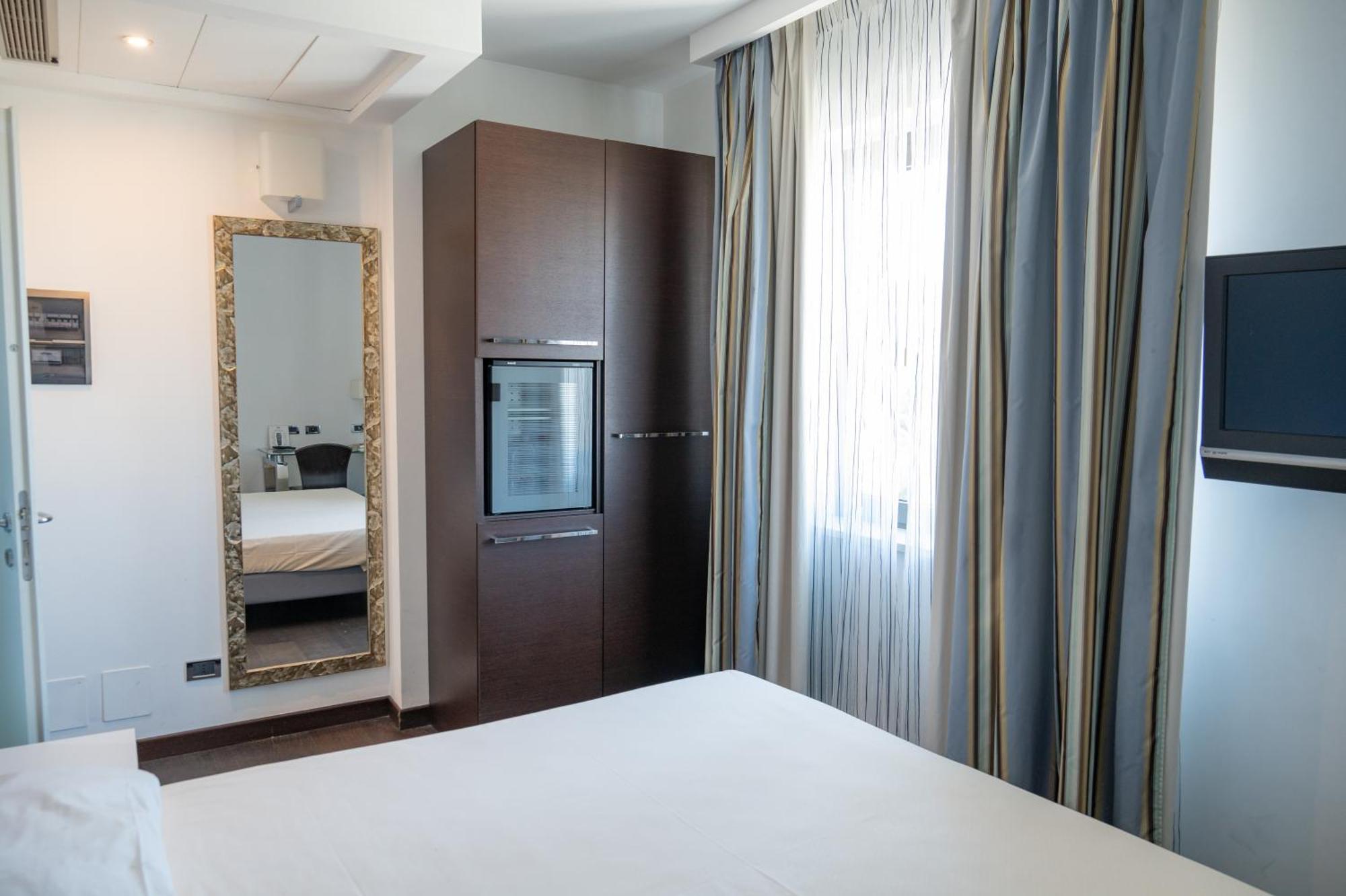 Hotel Napoleon Torre Melissa Buitenkant foto