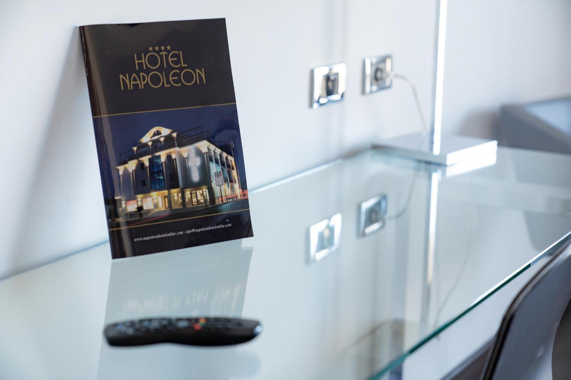 Hotel Napoleon Torre Melissa Buitenkant foto