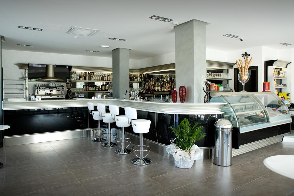 Hotel Napoleon Torre Melissa Buitenkant foto